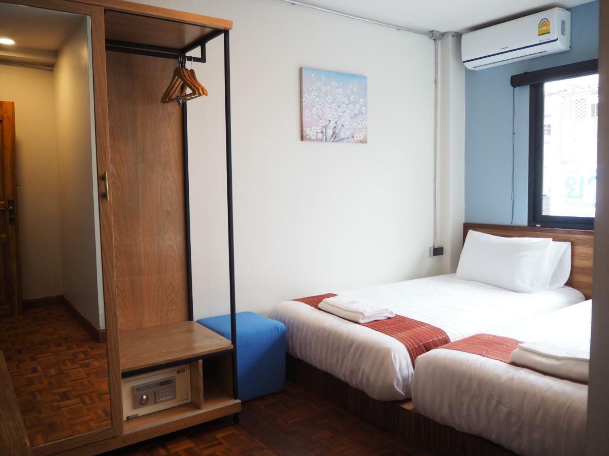 Boonnark Bed Night Bazaar No Car Parking Apartment Chiang Mai Ngoại thất bức ảnh